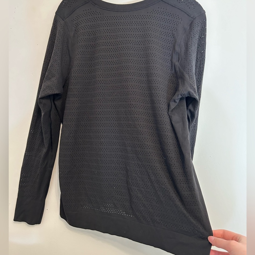 Mesh lululemon tee